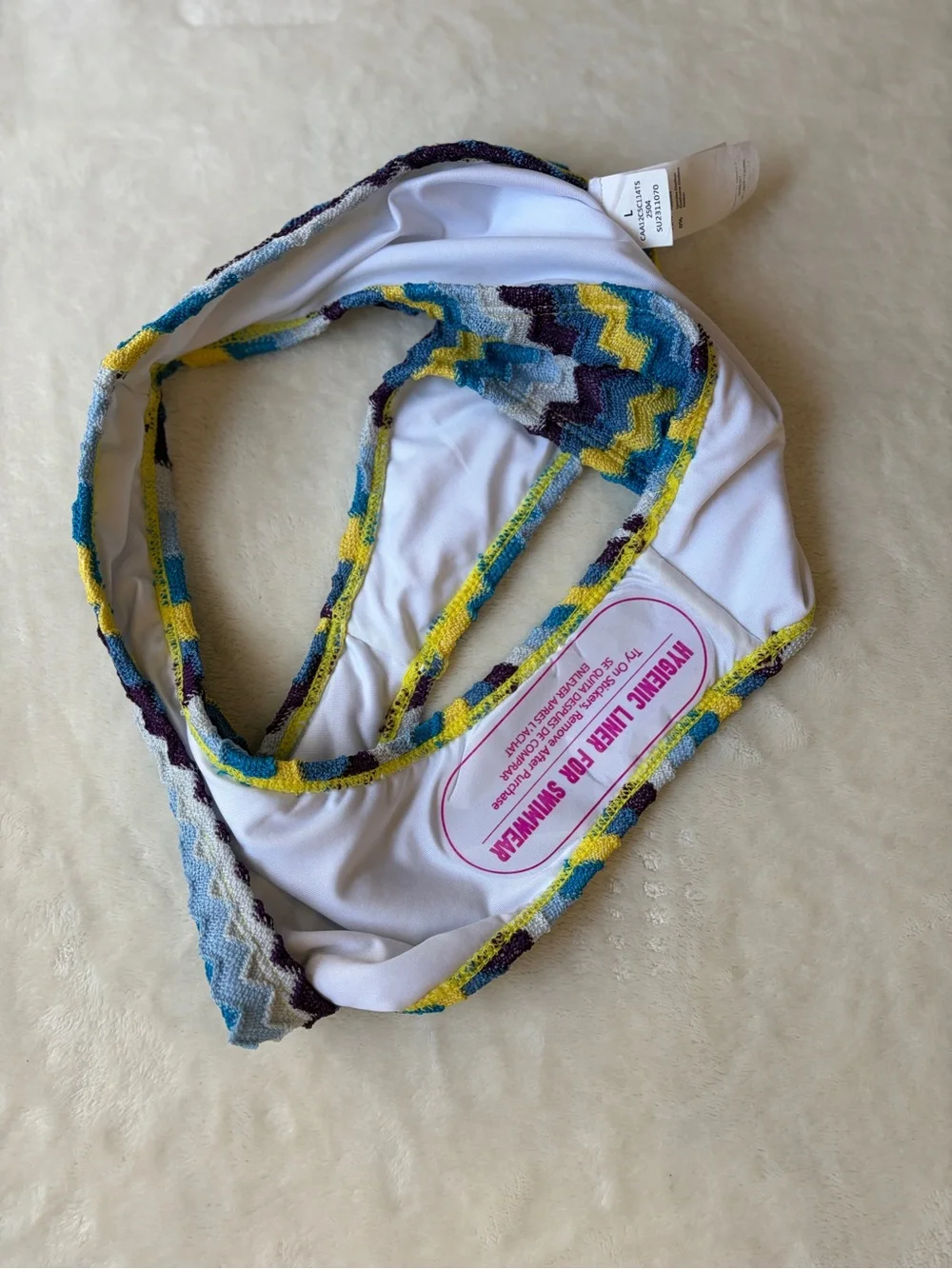 Cupshe Vibrant Zigzag Oceanic Heat Halter Bikini Set - Size Large
